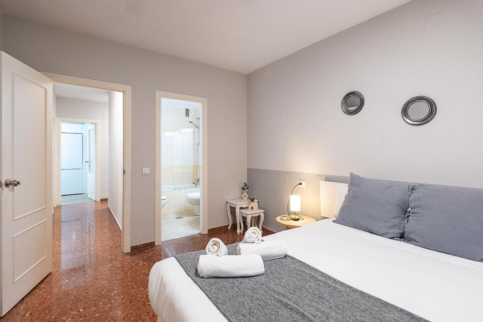 Apartamento New Folch Sevilla A Ngoại thất bức ảnh